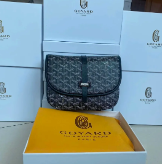 Small patterned shoulder bag category image