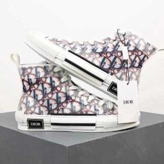 Patterned high-top canvas shoes with tags
