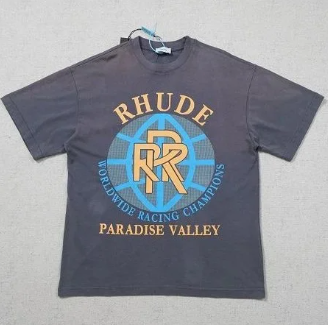 Gray graphic T-shirt product image